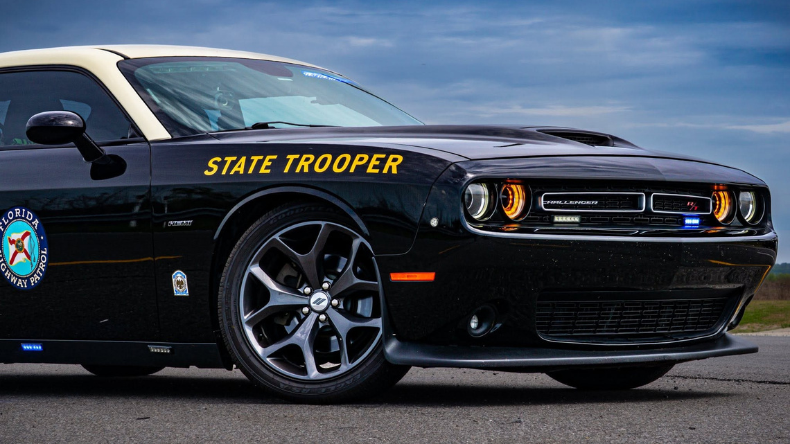 Sarasota man seriously injured as pickup overturns on I-75 