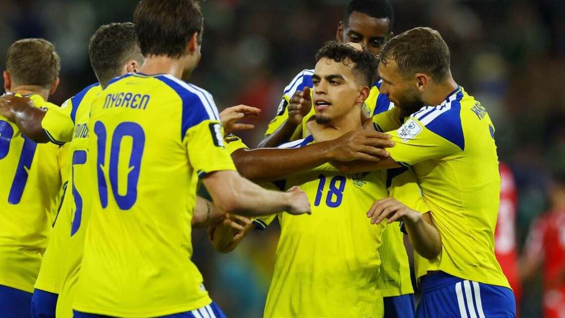 Yasin Ayari brace helps Sweden overwhelm Tunisia 