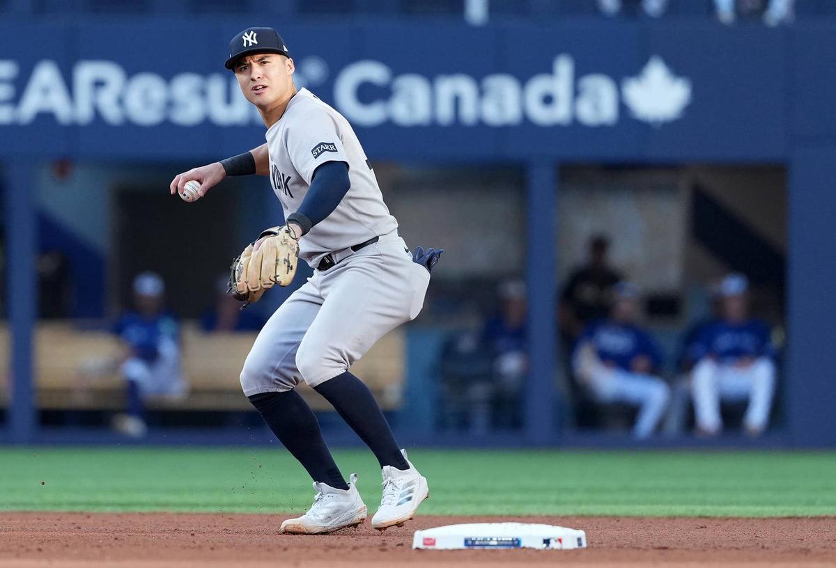  New York Yankees shortstop Anthony Volpe (11) © Nick Turchiaro-Imagn Images
