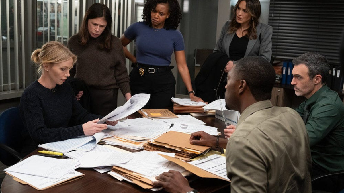 'Law & Order' shocks viewers with off-duty death of major character ...