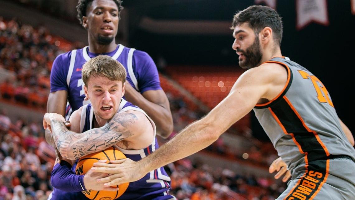 Micah Robinson hits game-winning layup, TCU sinks Oklahoma State in OT 