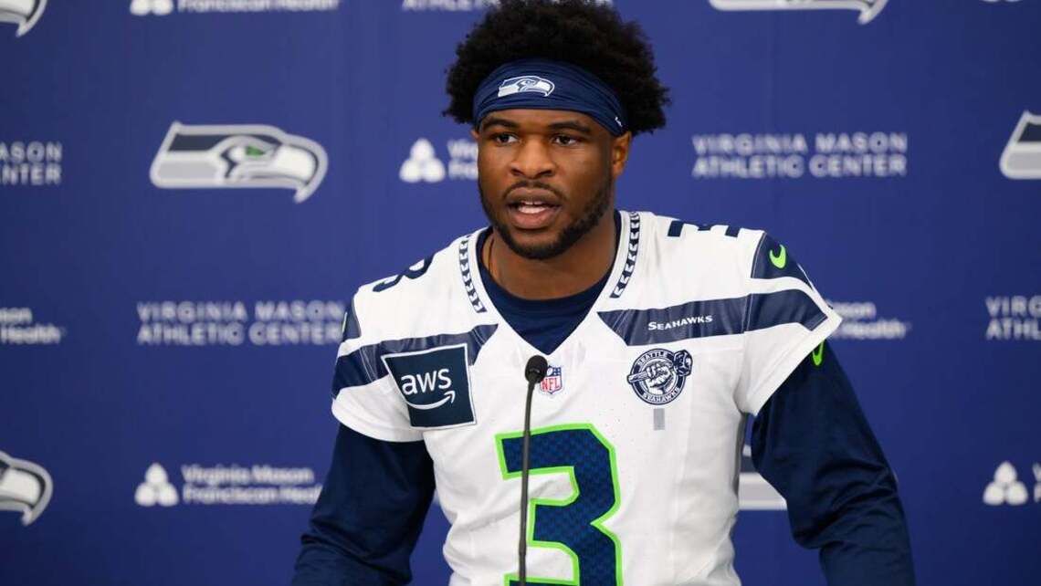 Seahawks S Nick Emmanwori passes physical 