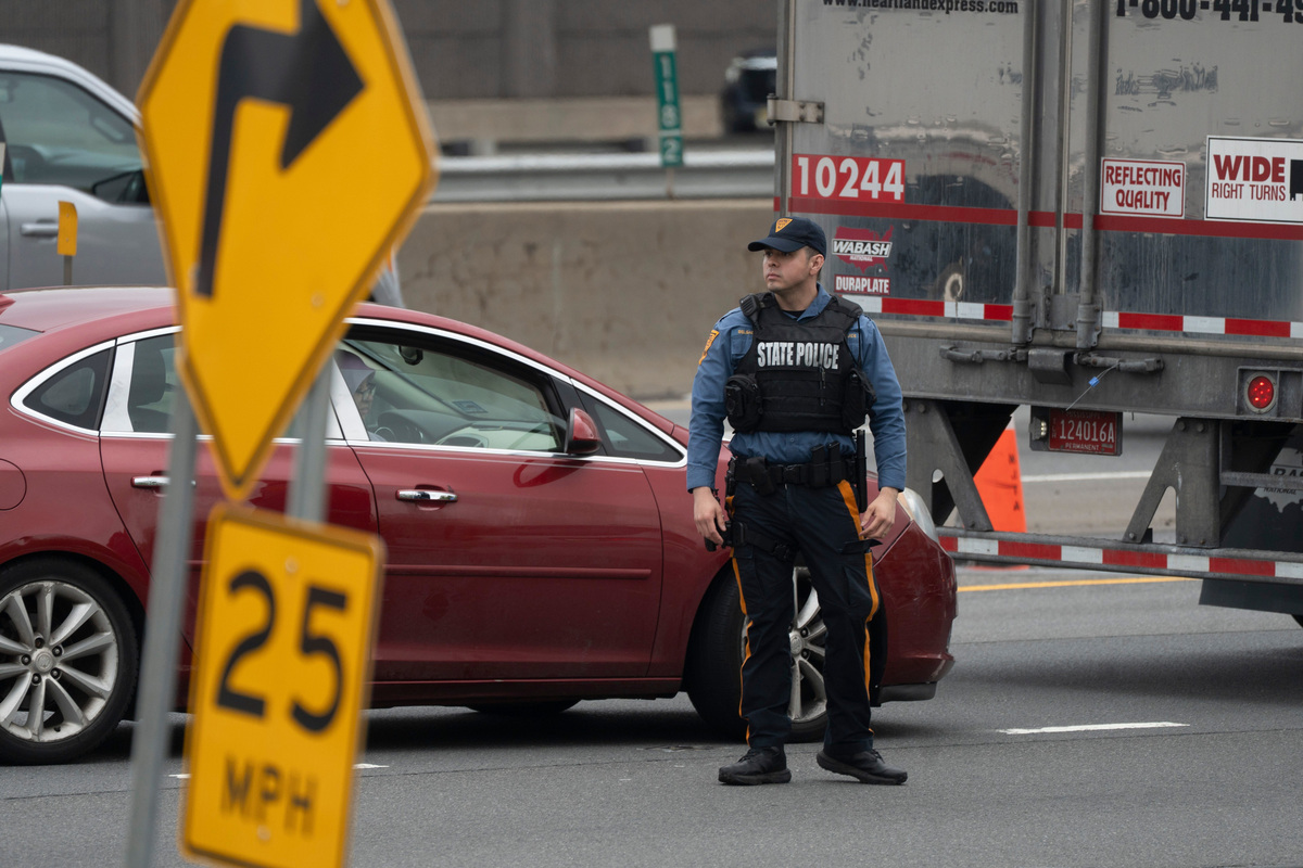 A New Jersey State Police officer directs traffic during a serious accident on Interstate 95 on April 30, 2026 in Ridgefield Park, New Jersey.