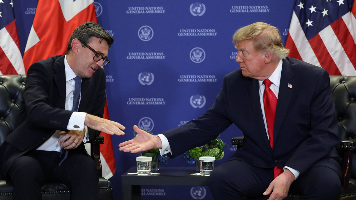 Reino Unido se mantendrá firme sobre Malvinas, dice el primer ministro Burnham a Trump 