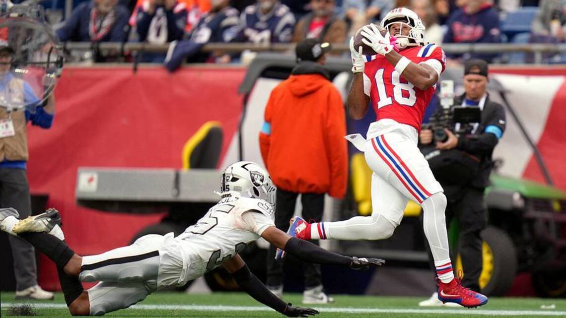 Kyle Williams, Patriots WRs Stand Out in Lopsided Offensive Performance
