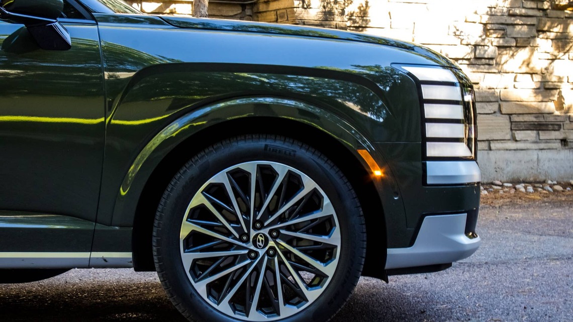 Best Hybrid SUVs For 2027: 8 Smart Picks for Efficiency and Value 