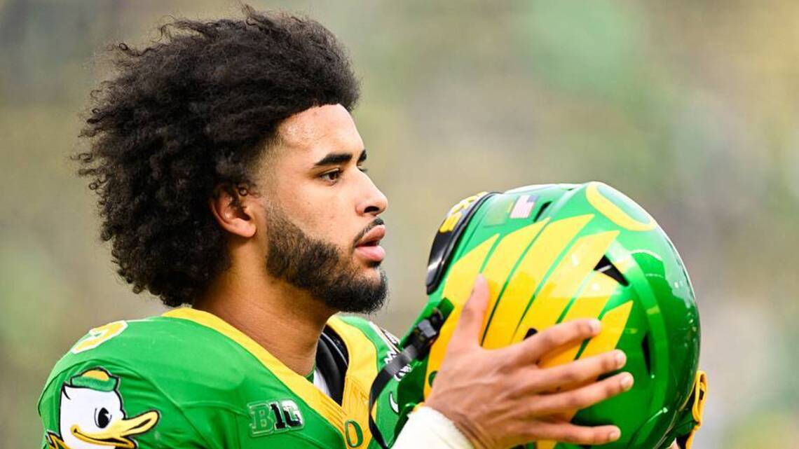 Oregon Quarterback Dante Moore Offers Insight Into Matchup vs. USC