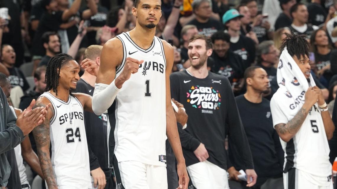 Spurs aim to keep rolling as West semis start vs. banged-up Timberwolves   