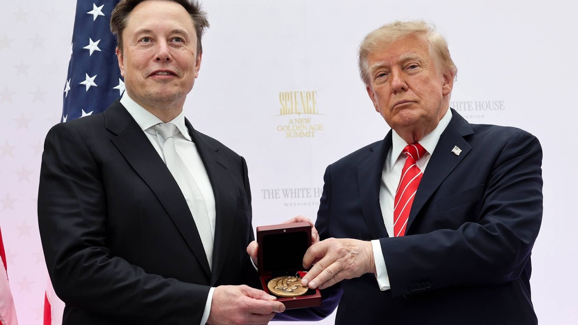 Elon Musk wants every American kid to own a SpaceX share 