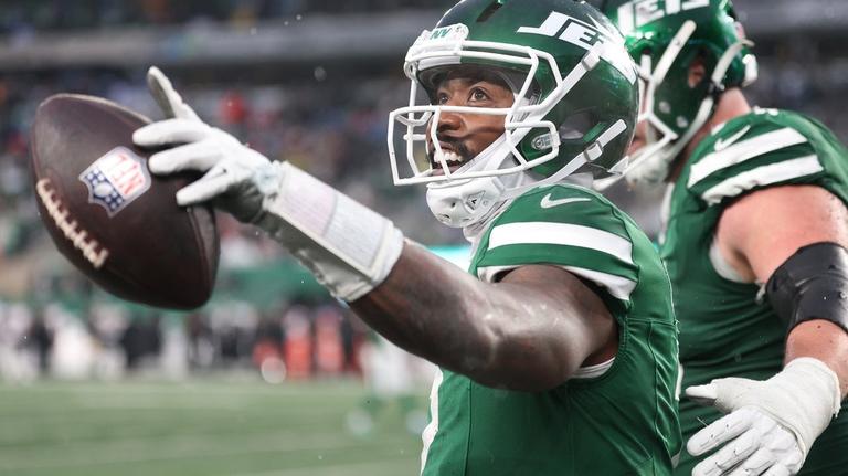 Report: Packers signing QB Tyrod Taylor as backup 