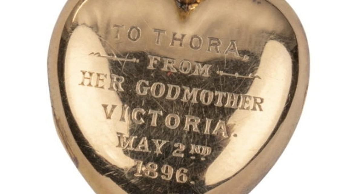 Locket Queen Victoria gifted to granddaughter sells for thousands