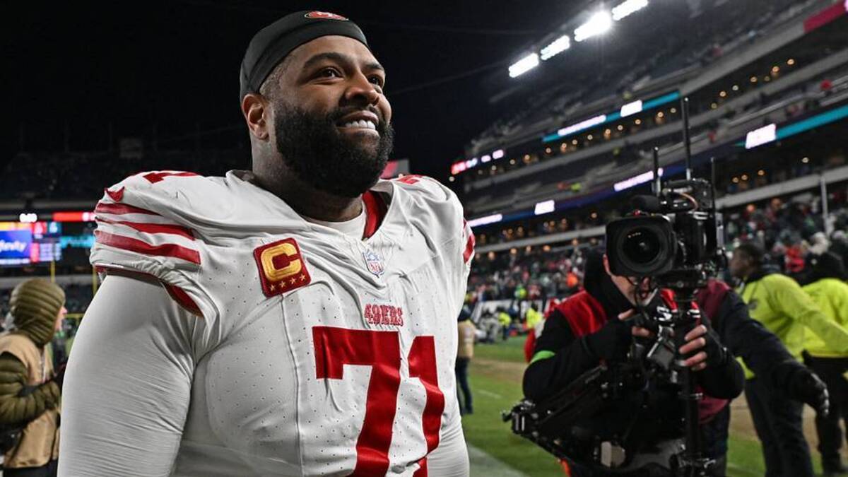  Jan 11, 2026; Philadelphia, PA, USA; San Francisco 49ers offensive tackle Trent Williams (71) walks off the field after win against the Philadelphia Eagles in an NFC Wild Card Round game at Lincoln Financial Field. Mandatory Credit: Eric Hartline-Imagn Images | Eric Hartline-Imagn Images 