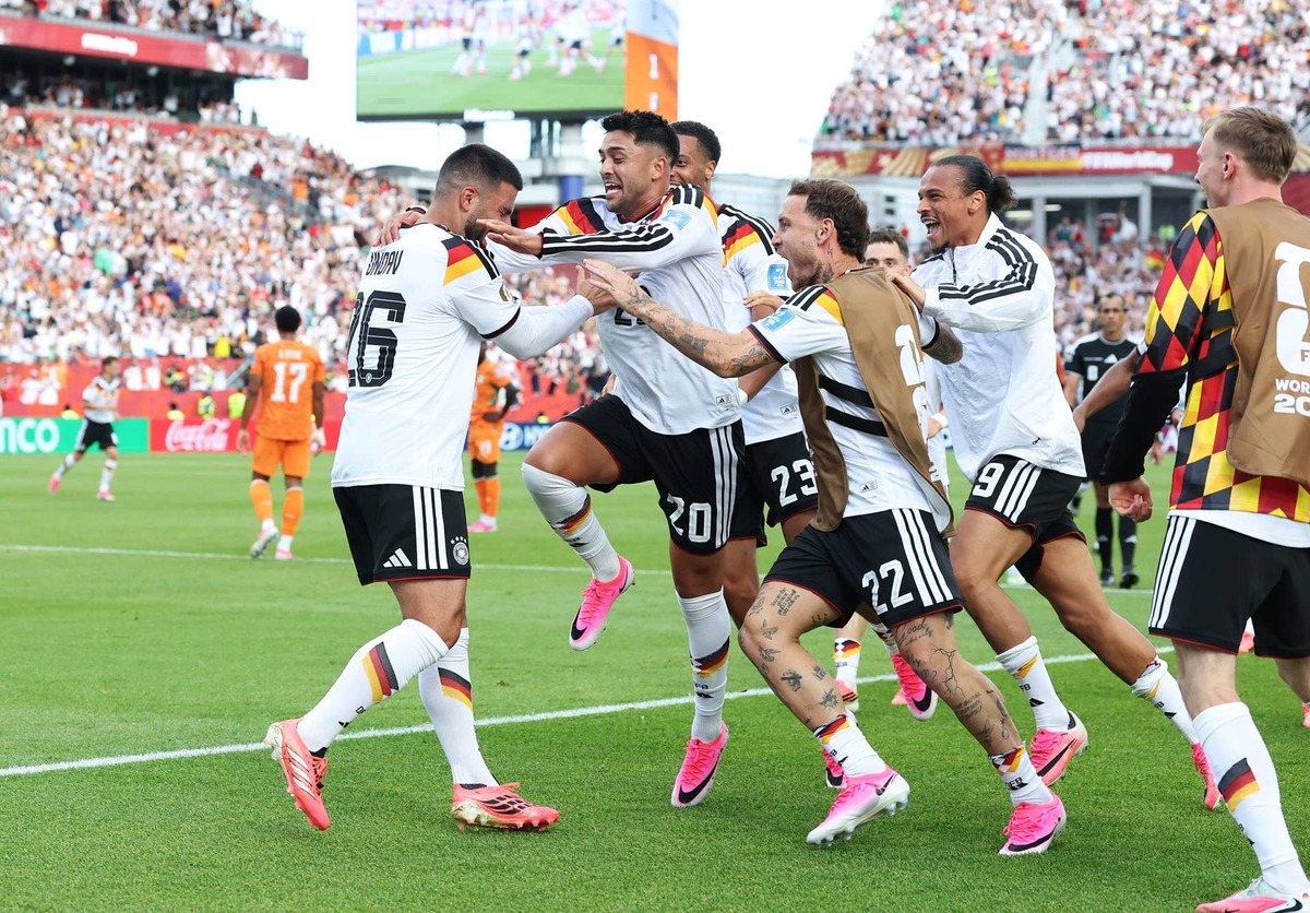  Deniz Undav #26 of Germany celebrates with teammates after scoring his team's second goal during the FIFA World Cup 2026 Group E match between Germany and Cote D'Ivoire at Toronto Stadium on June 20, 2026 in Toronto, Ontario. (Photo by Alexander Hassenstein/Getty Images) Photo by Alexander Hassenstein/Getty Images