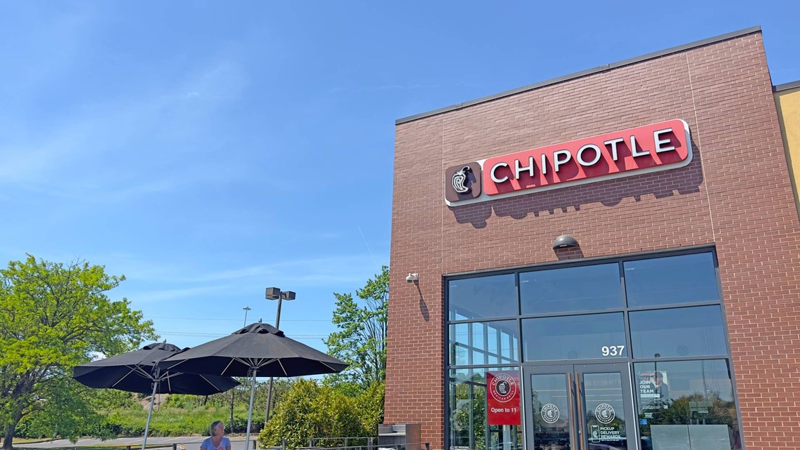 Chipotle's problems will take more than Starbucks rumors to fix 
