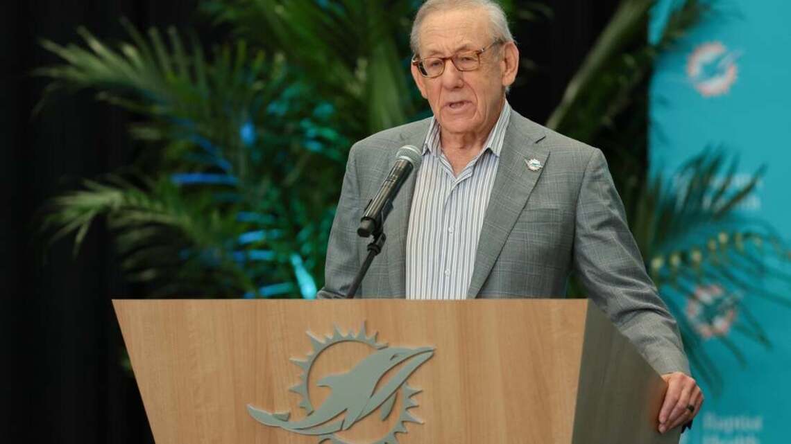 Report: Dolphins owner near deal to sell 20% stake in Miami Grand Prix 