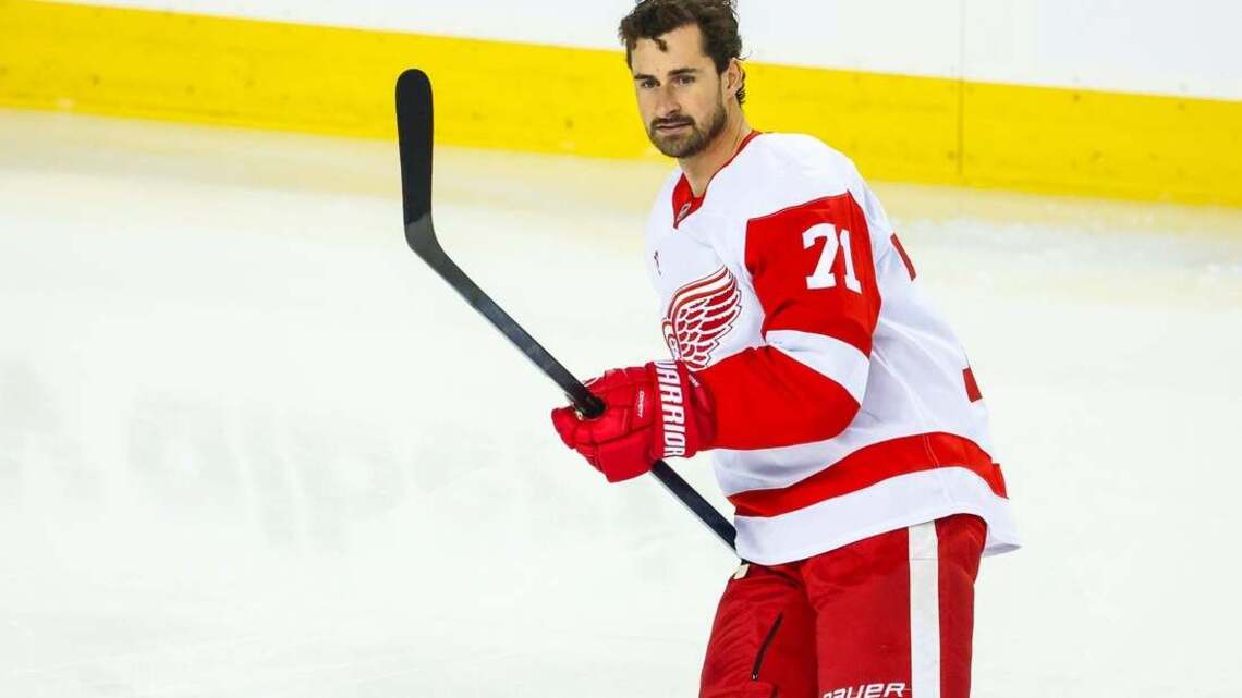 Red Wings suspend Dylan Larkin for refusing to play until trade 