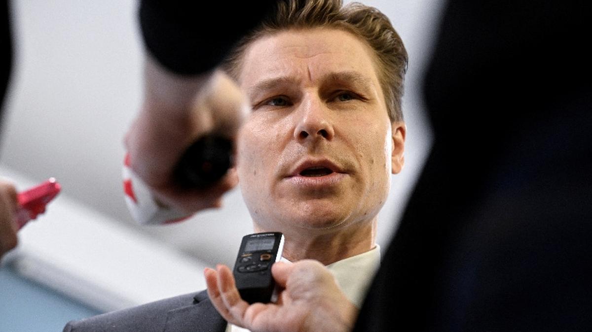 Finland's Defence Minister of Finland Antti Hakkanen speaks to the media on the day of a press conference about the possible drone threat which was in southern Uusimaa region on this morning, pictured in Helsinki, Finland May 15, 2026. Lehtikuva/Markku Ulander/via REUTERS