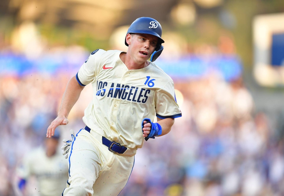  Los Angeles Dodgers catcher Will Smith (16) Gary A. Vasquez-Imagn Images