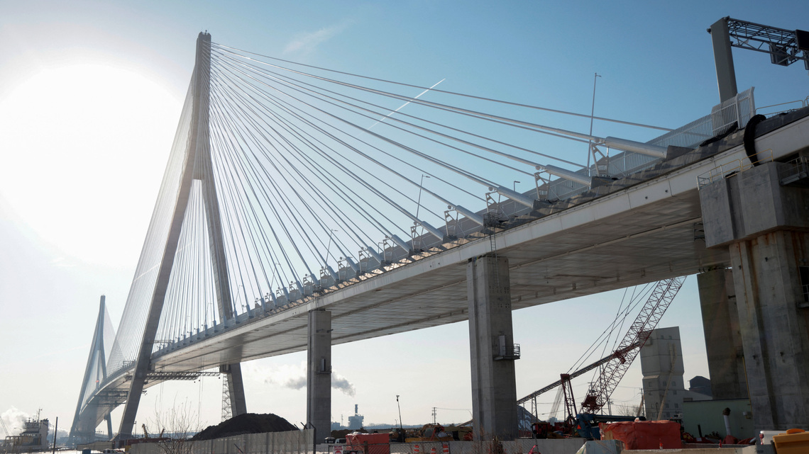 New US-Canada bridge nears opening despite earlier Trump threat 
