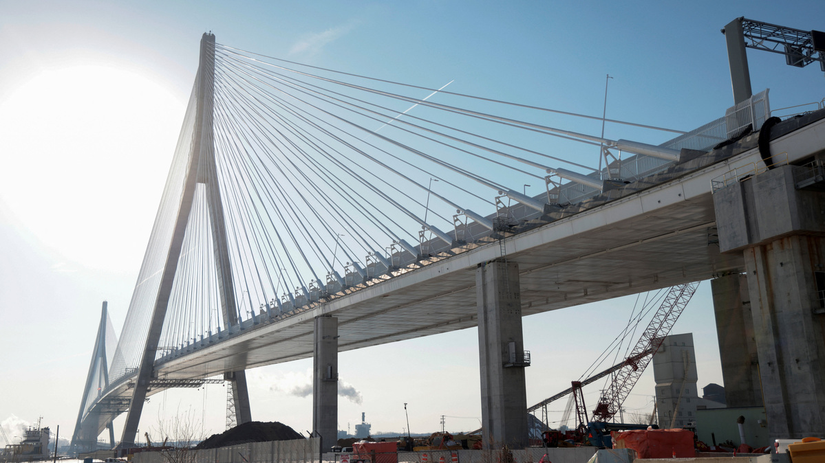 FILE PHOTO: The Gordie Howe International Bridge linking Detroit to Windsor Ontario Canada is under construction in Detroit, Michigan, U.S. February 10, 2026.  REUTERS/Rebecca Cook/File Photo