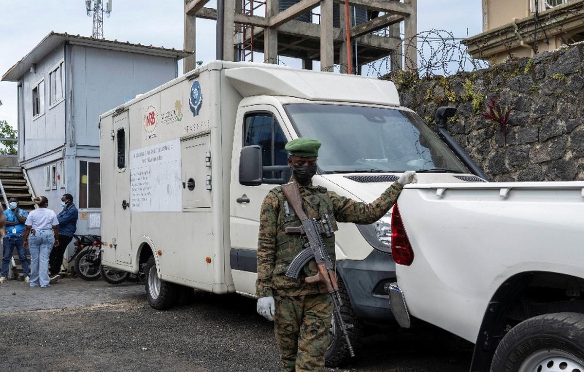 A member of the M23 rebel group guards the laboratory as provincial authorities visited the Rodolphe Merieux Laboratory, National Biomedical Research Institute (INRB), where samples from suspected Ebola cases are tested, as part of the response to the epidemic in Goma, North Kivu province of the Democratic Republic of Congo, May 19, 2026. REUTERS/Arlette Bashizi