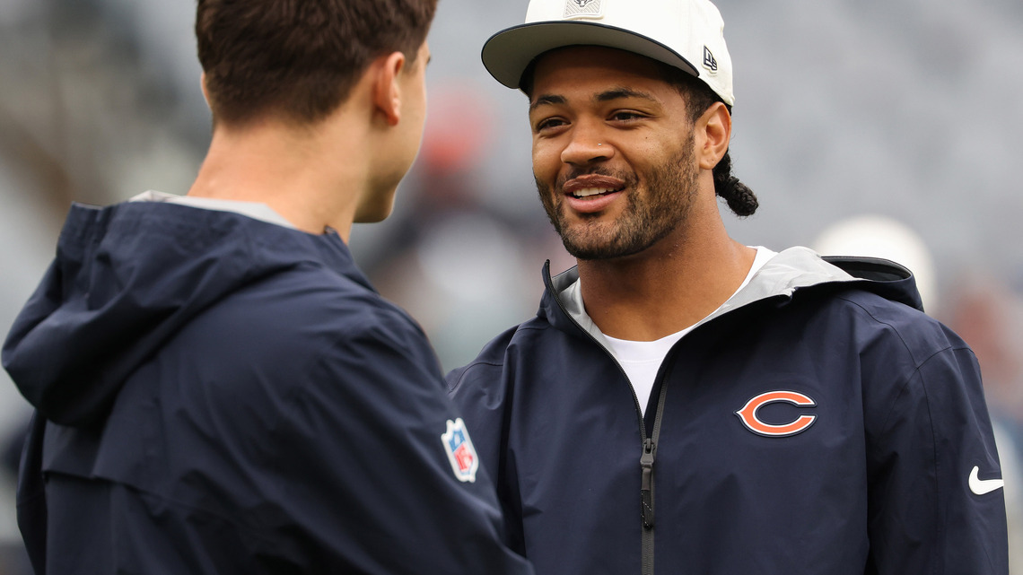Rome Odunze, D'Andre Swift exit Bears practice with apparent injuries 