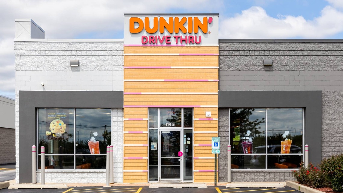 Dunkin' Donuts Is Giving Away Free Drinks on July 29 for 1 Hour Only 