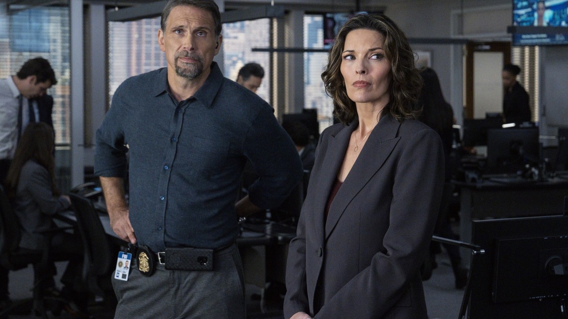 FBI's Alana De La Garza Explains Isobel's Job Decision, What's Next for ...