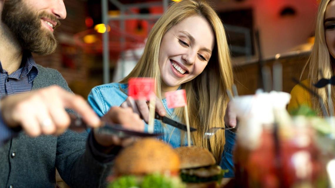 McDonald's and Burger King rival Wendy's closes 100s of restaurants 