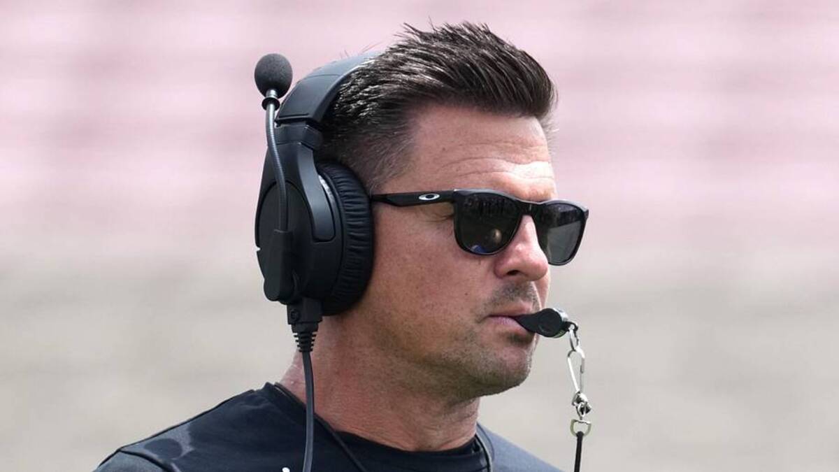  May 2, 2026; Pasadena, CA, USA; UCLA Bruins coach Bob Chesney reacts during the spring game at Rose Bowl. Mandatory Credit: Kirby Lee-Imagn Images | Kirby Lee-Imagn Images 