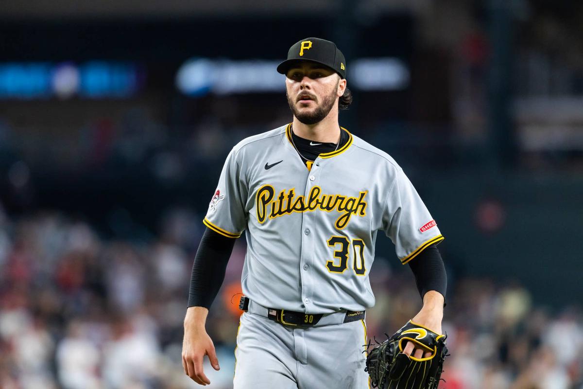  Pittsburgh Pirates pitcher Paul Skenes (30) © Mark J. Rebilas-Imagn Images