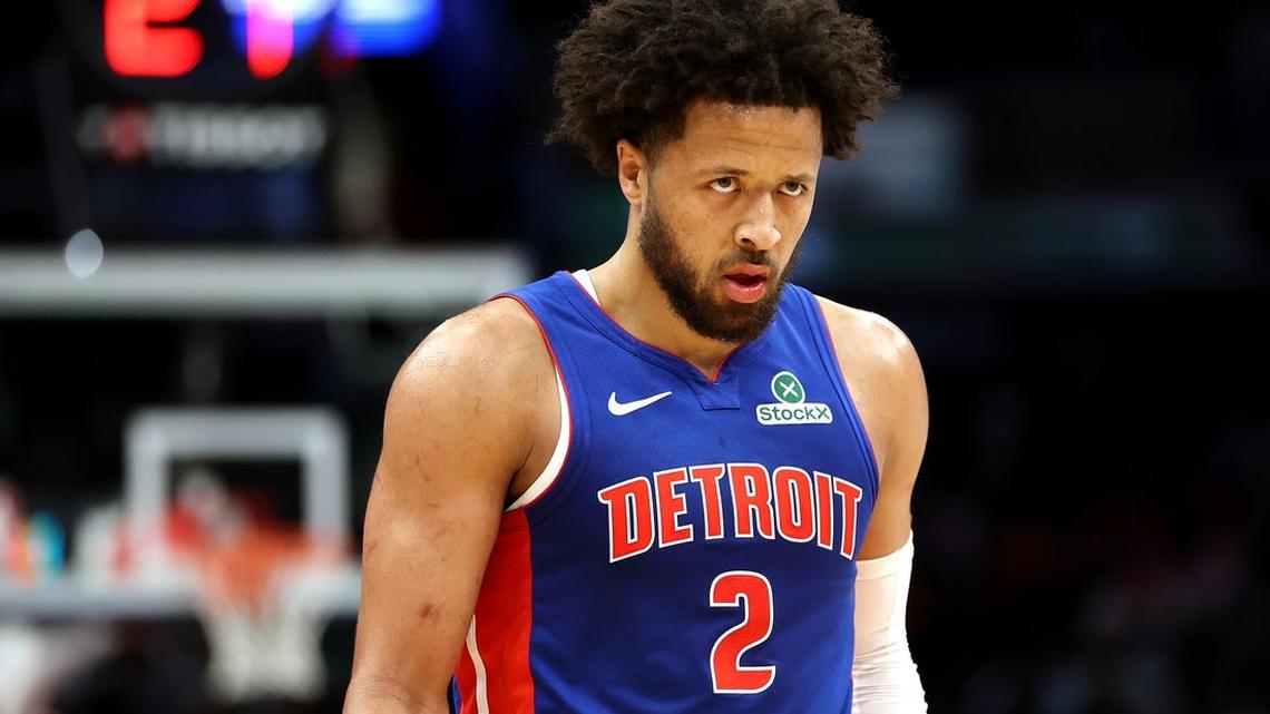 Pistons star Cade Cunningham out with collapsed lung 