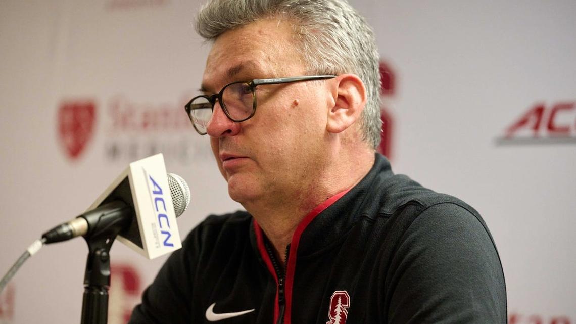 Stanford holds off Notre Dame, gets first-ever win vs. Irish 