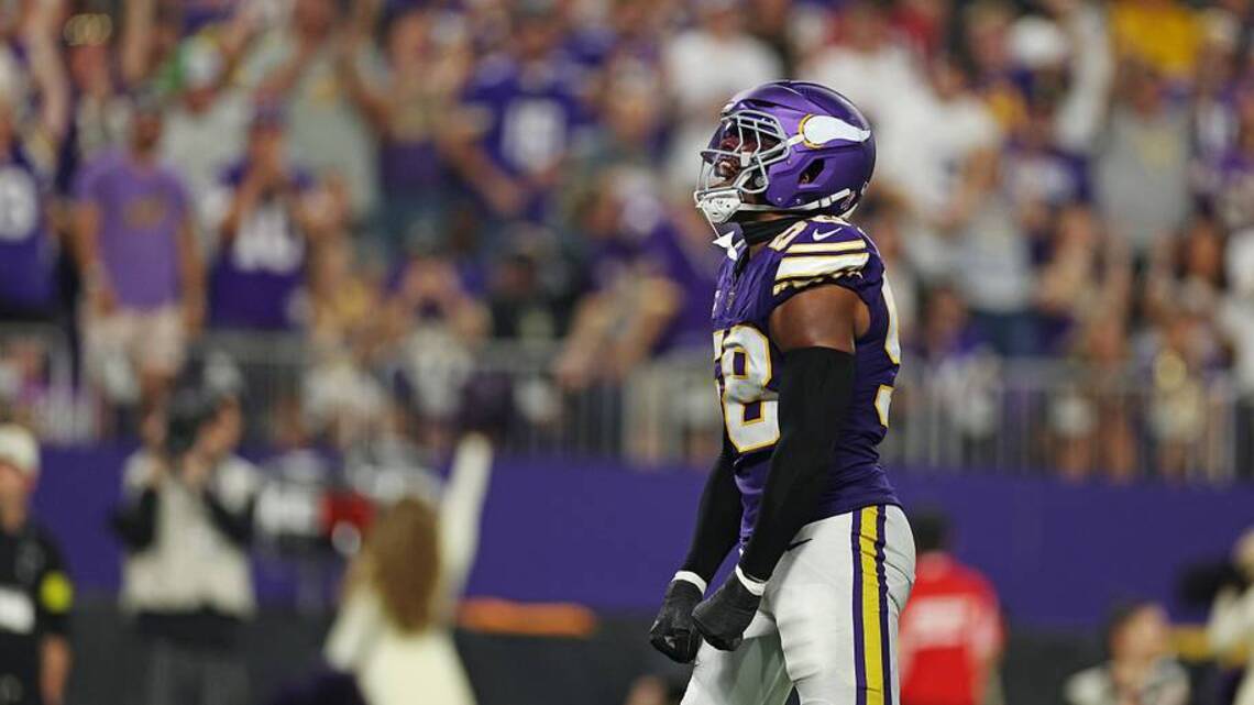 Why Eagles Edge Rusher Depth Can Persevere Without Jonathan Greenard In Short-Term