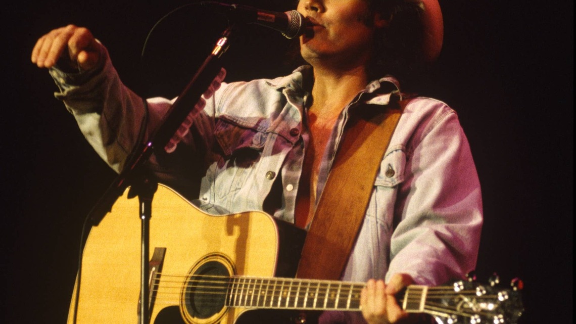 This 1995 Country Classic Was David Lee Murphy's Only No. 1 Hit for 23 Years 