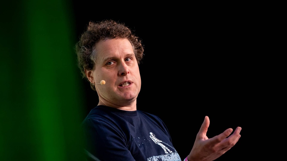 Rocket Lab's $8B Iridium deal opens new satellite-phone test 