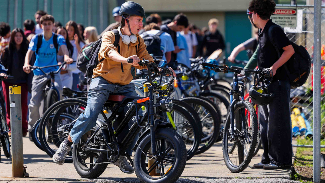 What to do with millions of old batteries from e-bikes, lawn tools and power stations? In California, companies may be required to take them back 