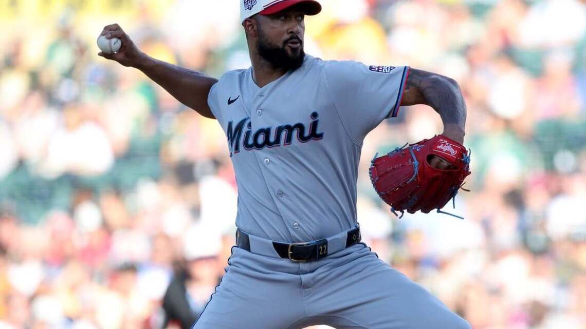 Lopez celebrates first All-Star bid with big night