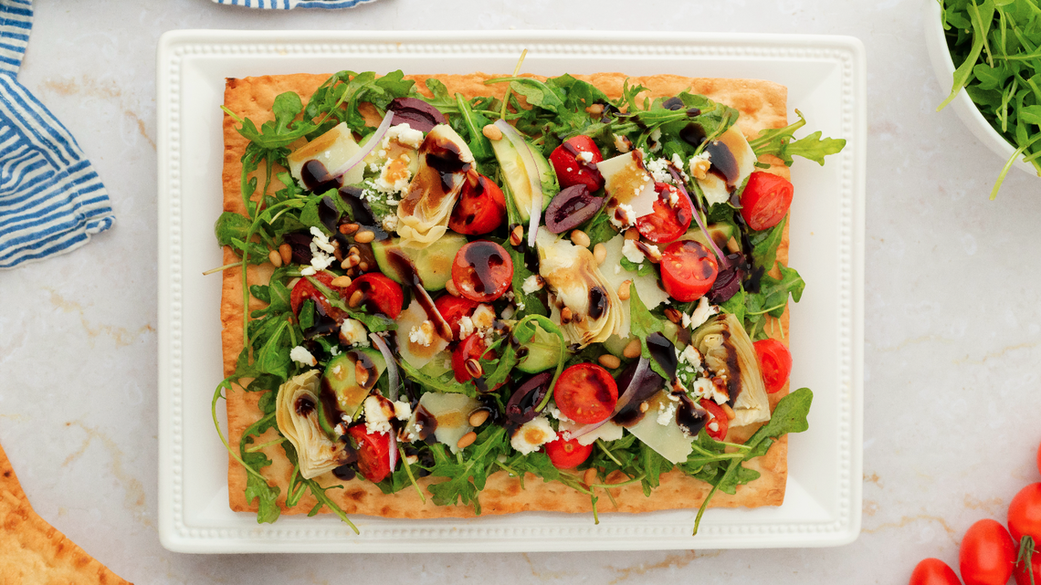 Joy Bauer's salad pizza with balsamic vinaigrette recipe is a game changer
