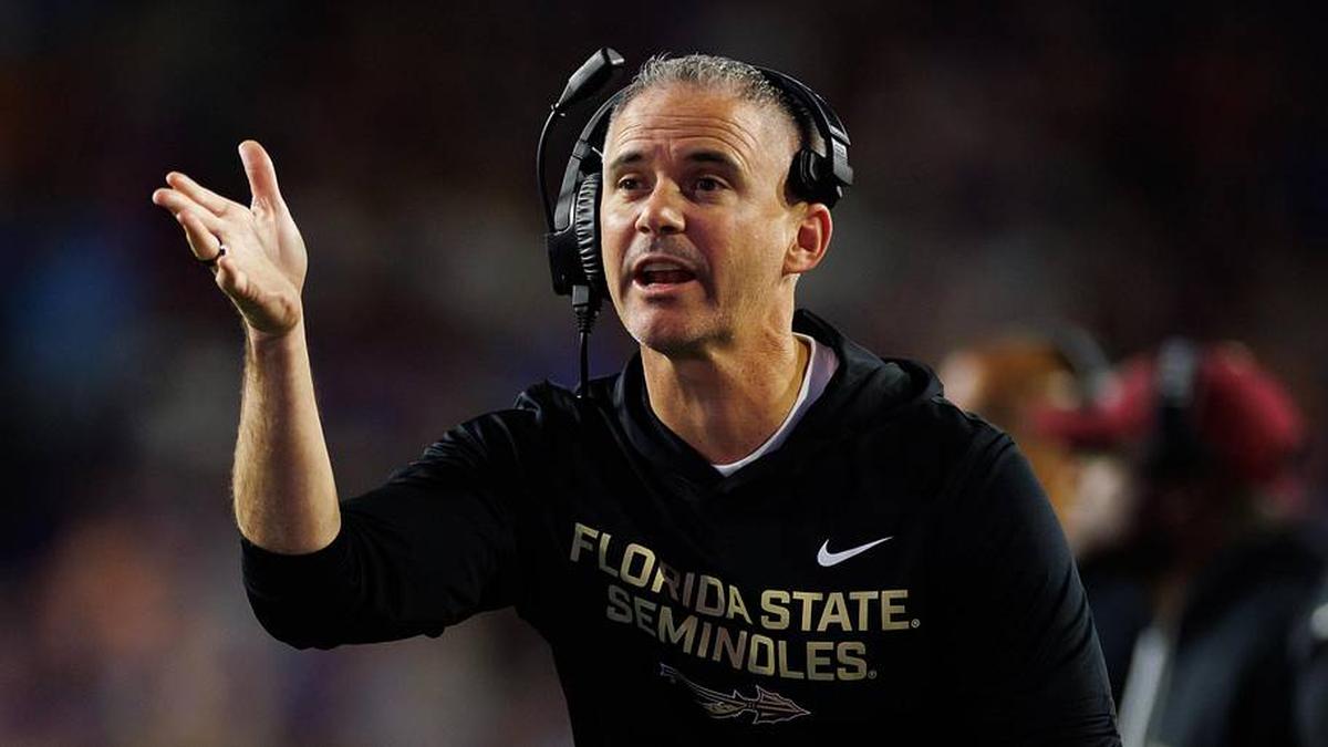  Nov 29, 2025; Gainesville, Florida, USA; Florida State Seminoles head coach Mike Norvell gestures against the Florida Gators during the second half at Ben Hill Griffin Stadium. Mandatory Credit: Matt Pendleton-Imagn Images | Matt Pendleton-Imagn Images 