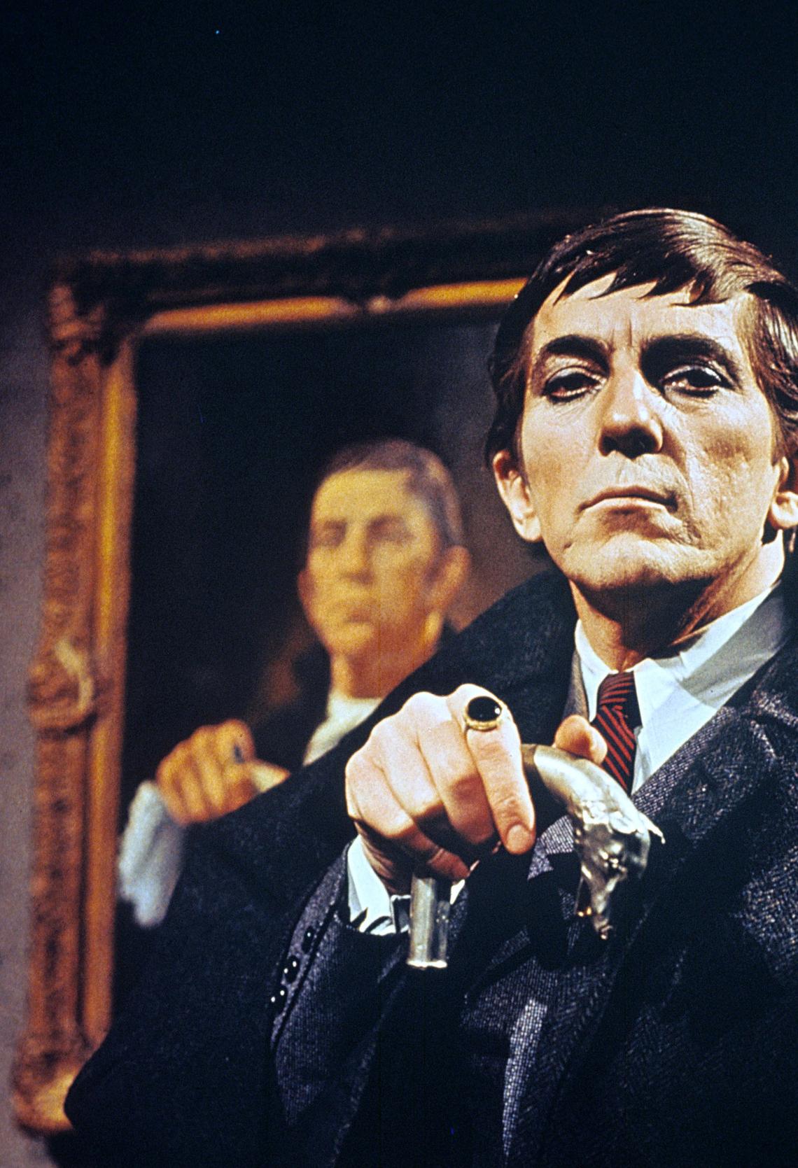 DARK SHADOWS, Jonathan Frid, 1966-71Courtesy the Everett Collection