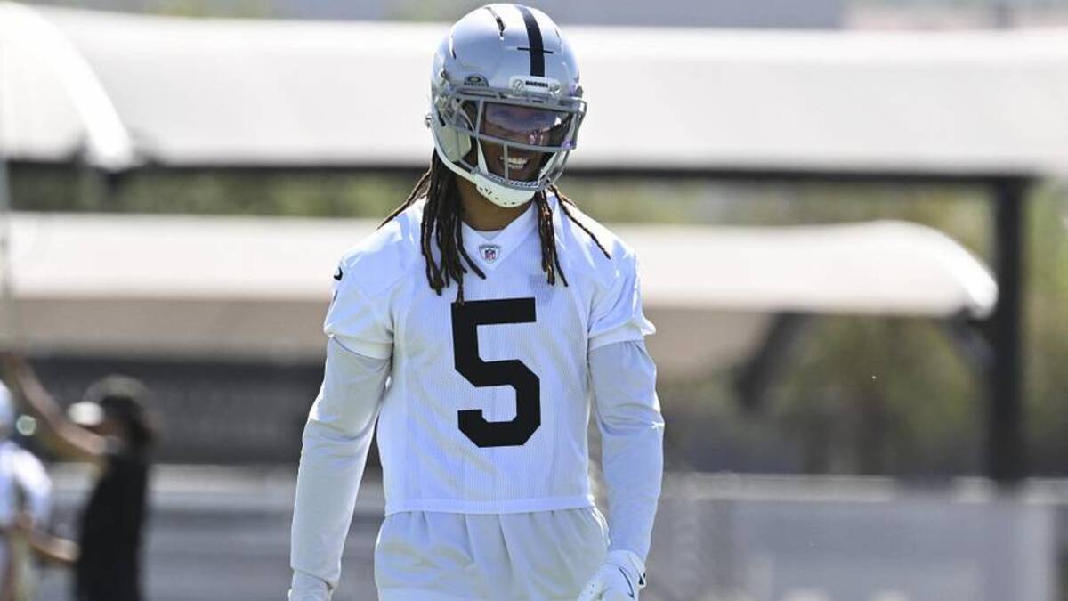  May 20, 2026; Henderson, NV, USA; Las Vegas Raiders cornerback Eric Stokes (5) practices during organized team activities at Intermountain Health Performance Center. Mandatory Credit: Candice Ward-Imagn Images | Candice Ward-Imagn Images 