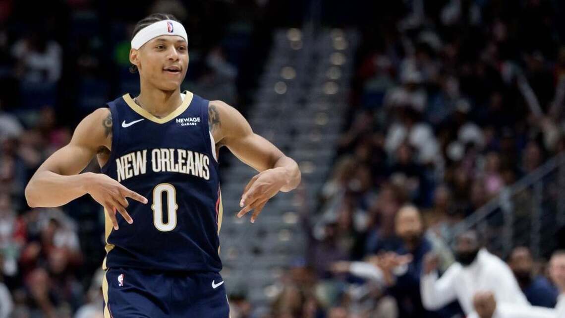 Unselfish Pelicans refreshed for visit from Hawks 