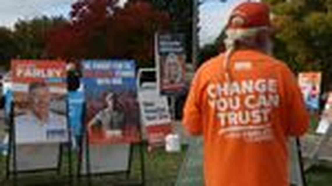 As Trump-adjacent populism surges in Australia, wealthy donors join in 