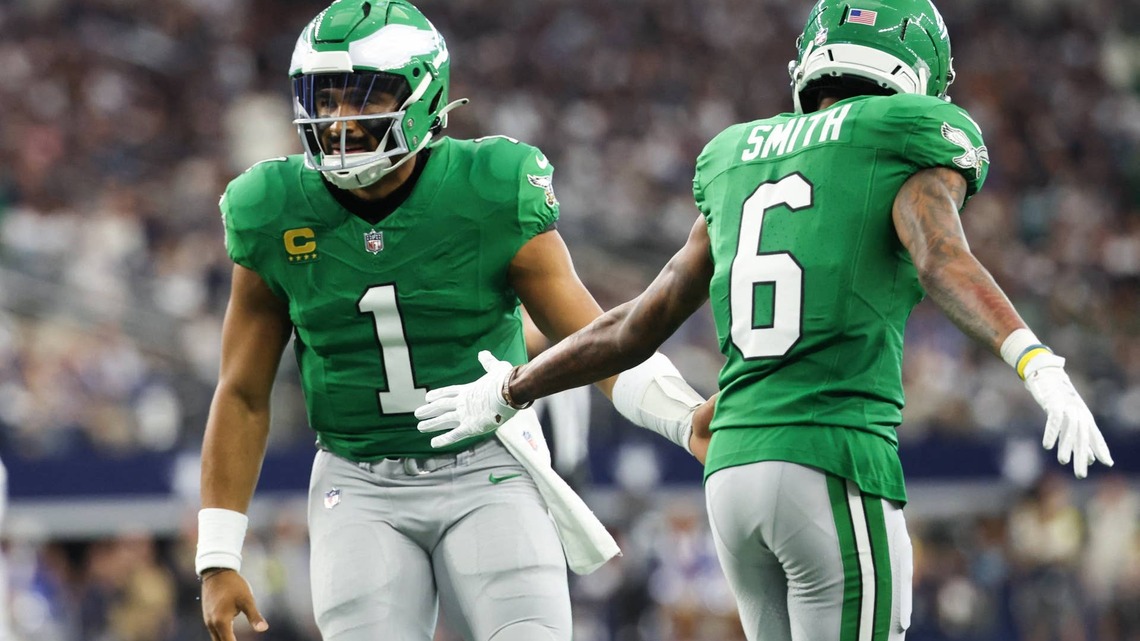 The Eagles Have Good Reason to Sit Their Starters, But Maybe They Shouldn't 