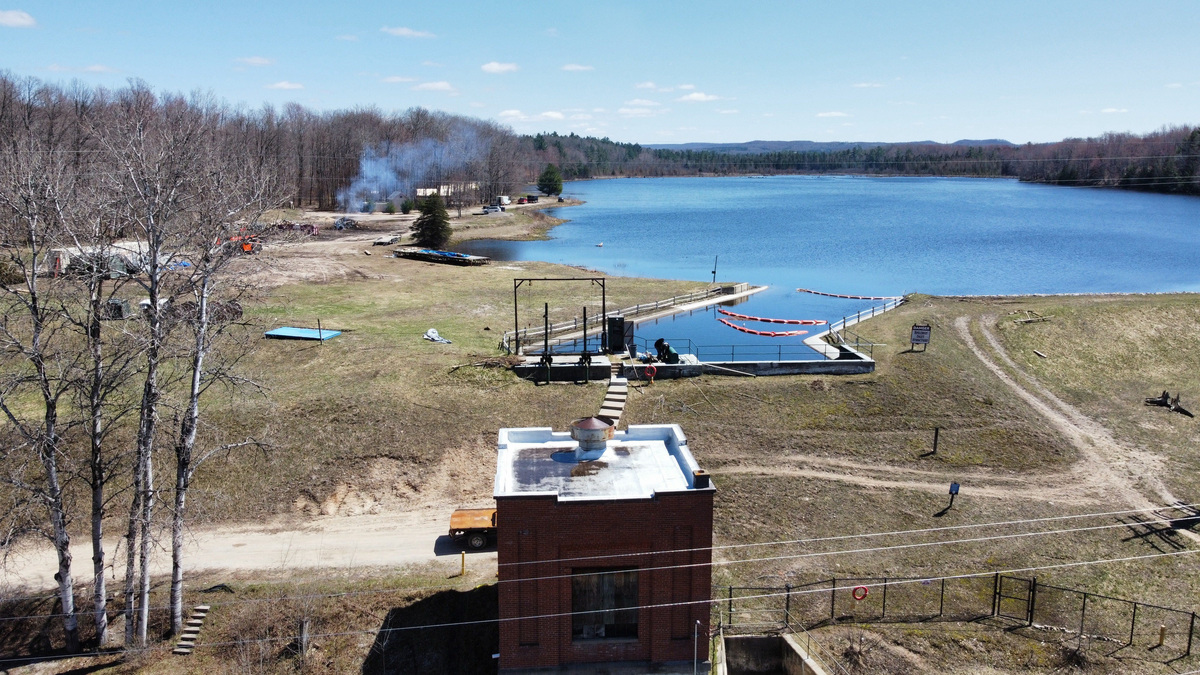 Locals: Boyne USA dam, 'glamping' development impeding river access