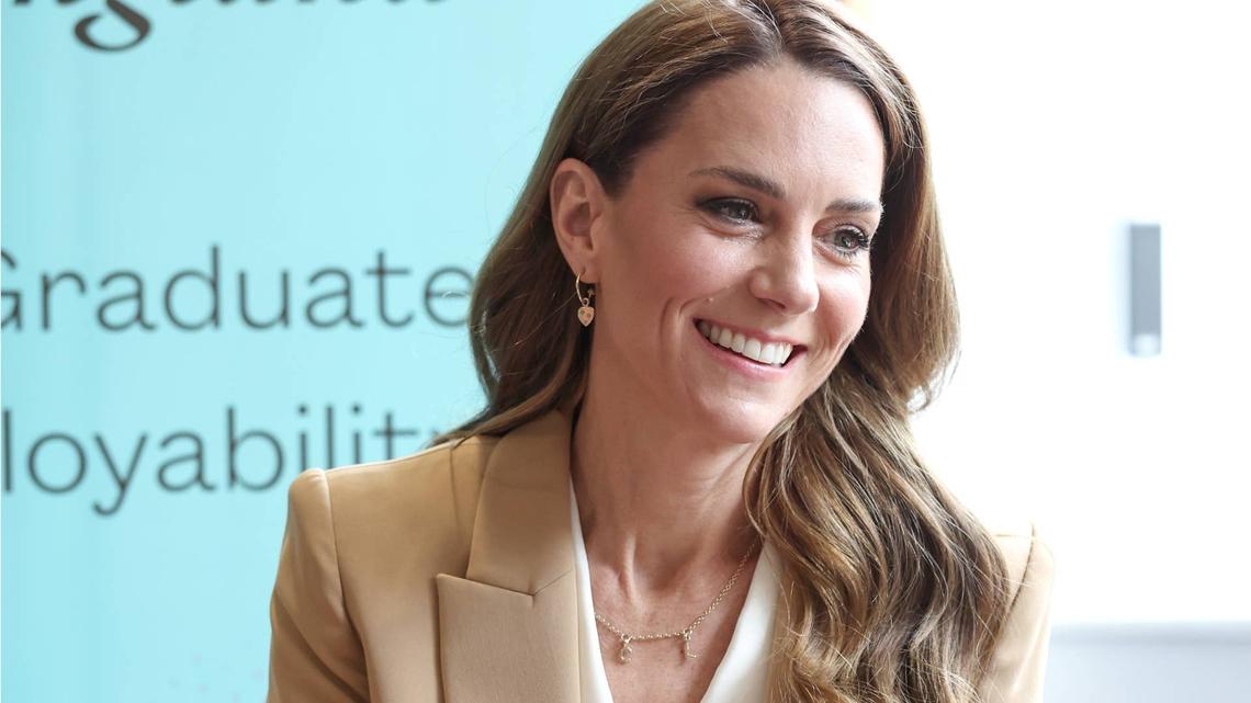 How Kate Middleton Caused a Stir With Her $3,900 Purse in Italy 