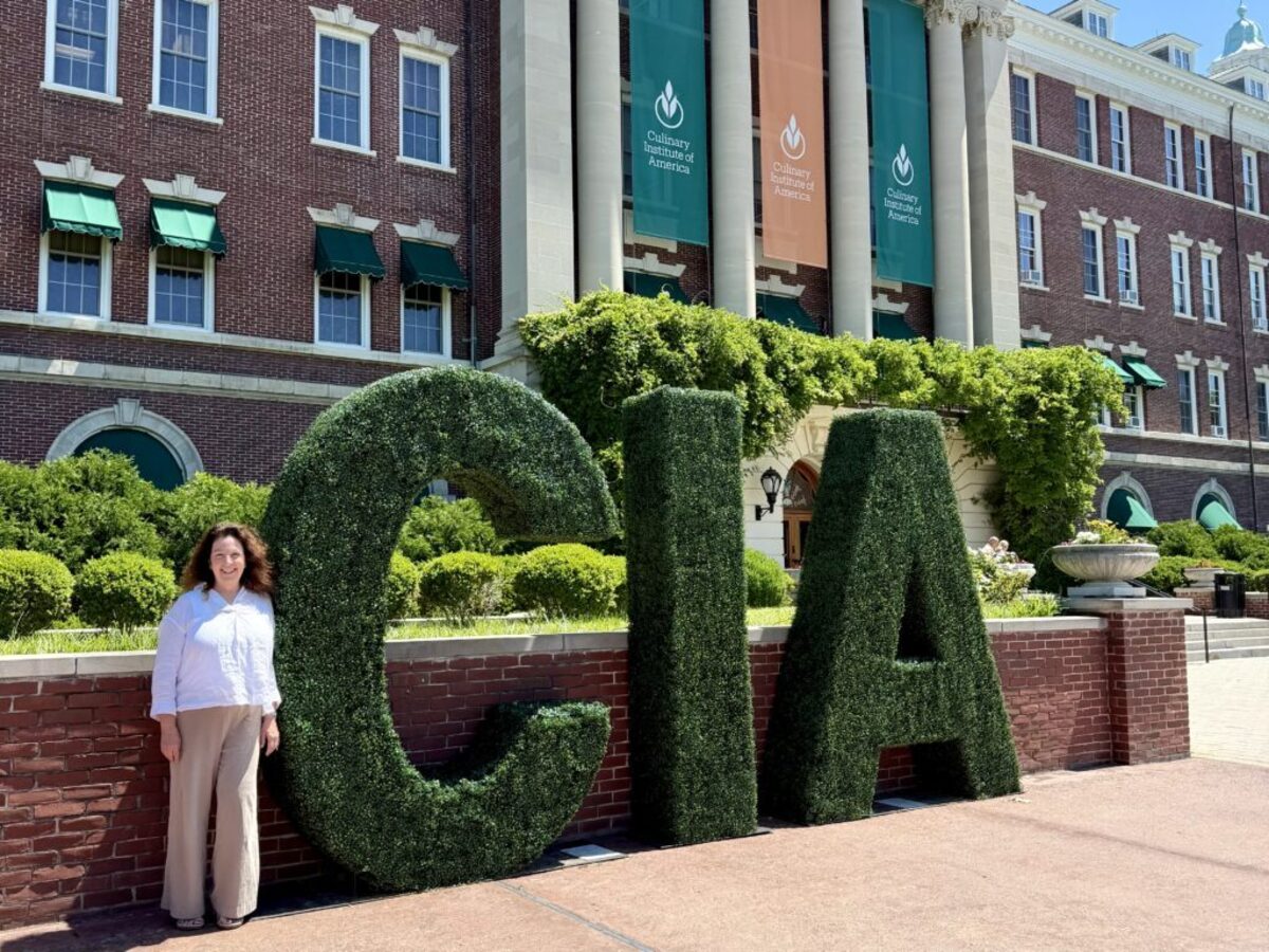  Three of the CIA’s restaurants and gift shop are located in Roth Hall. Photo courtesy of the author. 