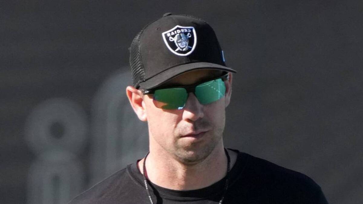  Jun 9, 2026; Henderson, NV, USA; Las Vegas Raiders coach Klint Kubiak during minicamp at Intermountain Health Performance Center. Mandatory Credit: Kirby Lee-Imagn Images | Kirby Lee-Imagn Images 