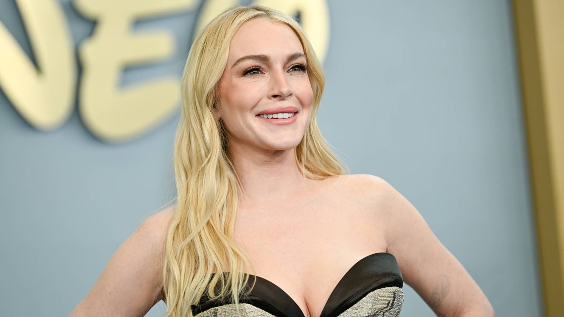 Lindsay Lohan Celebrates Hallie and Annie's 'Parent Trap' Birthday in Adorable New Video 